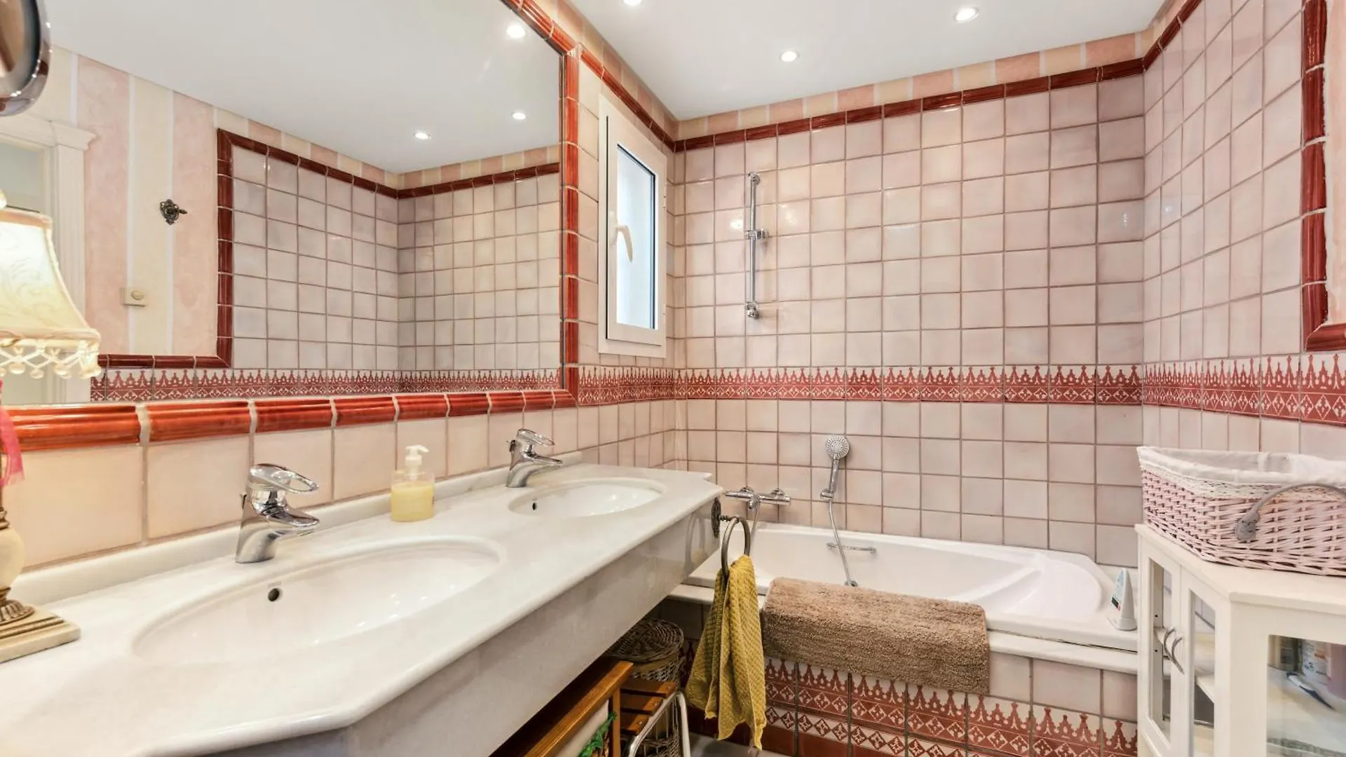 Apartamento Coruna Marbella 0*,